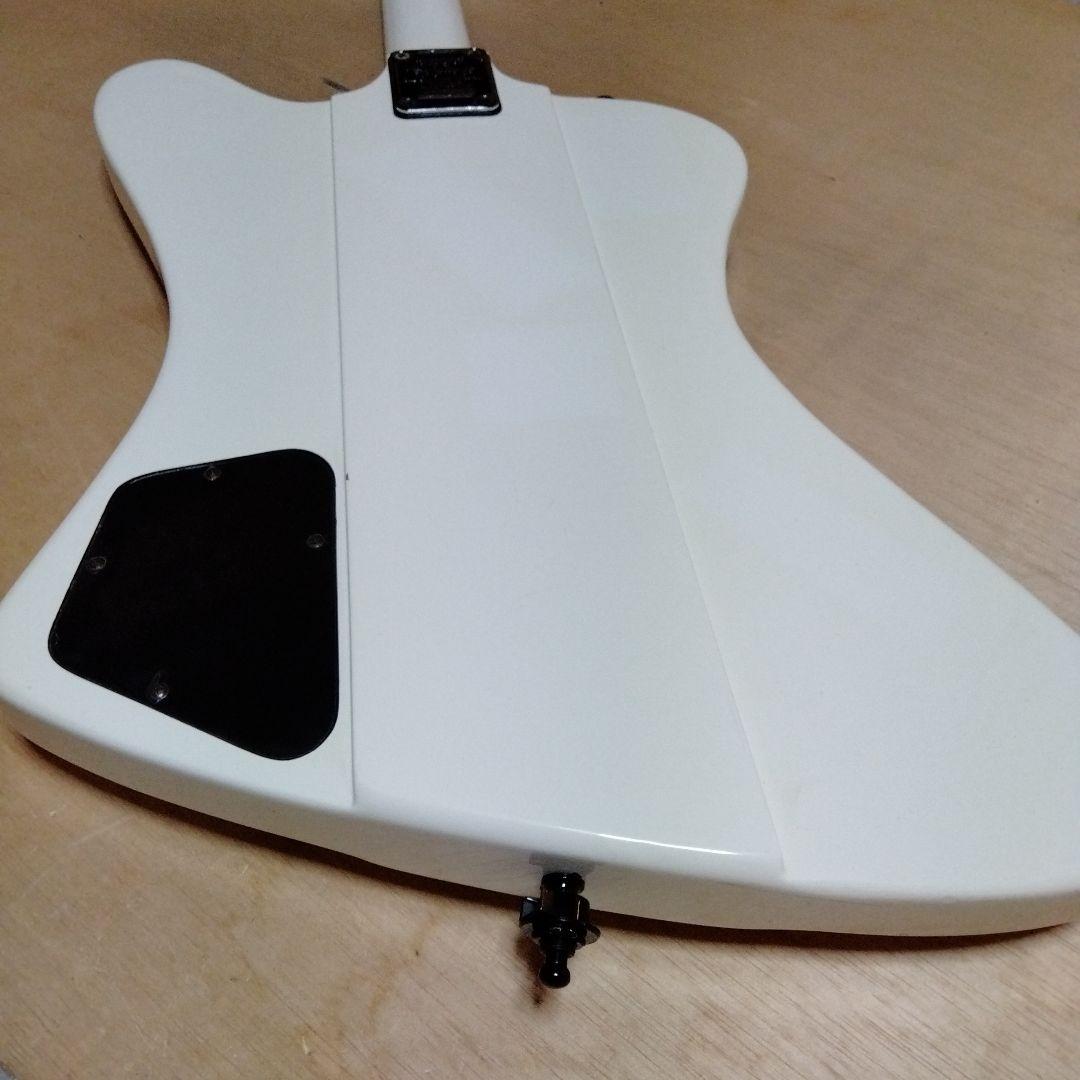 美品 Epiphone Thunderbird '05 ホワイト ブラックパーツ
