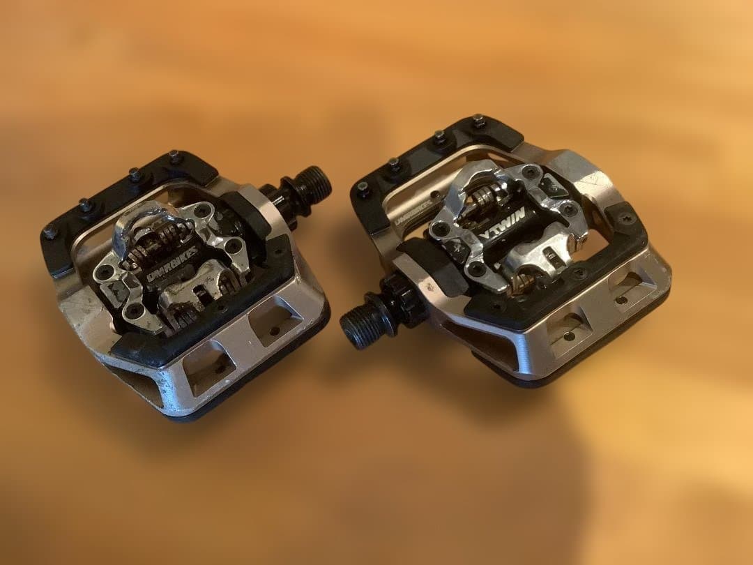 DMR VTWIN ビンディングペダル　Gray