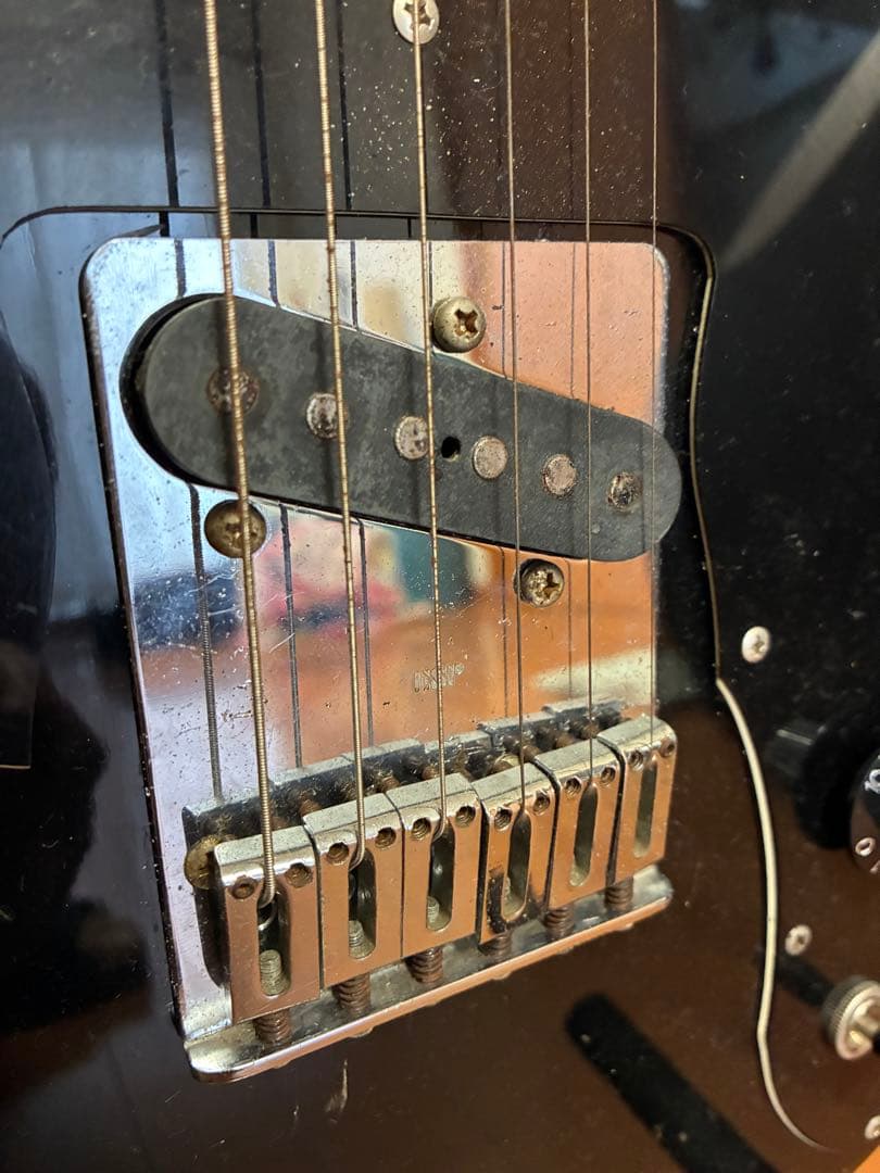 Fender Japan telecaster custom Eシリアル