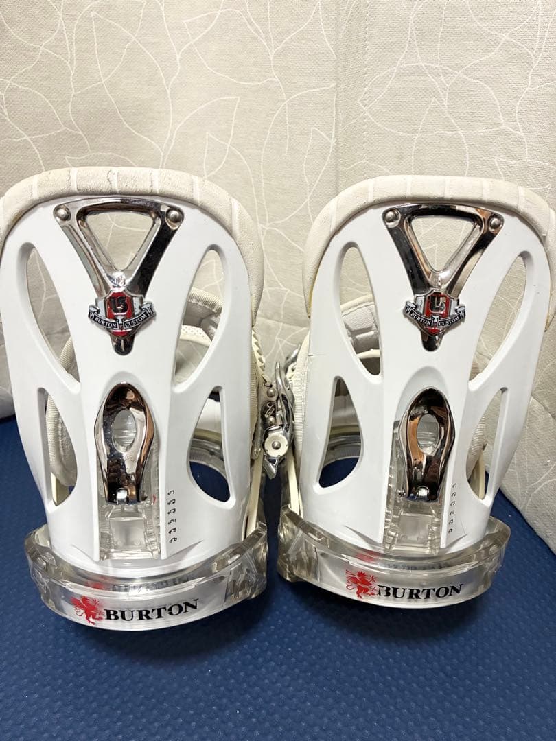お*ー様 BURTON CUSTOM スノーボード ビンディング Mサイズ 黒