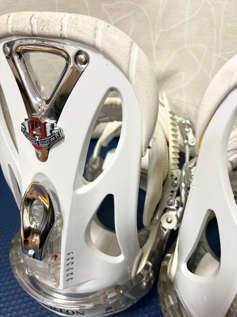 お*ー様 BURTON CUSTOM スノーボード ビンディング Mサイズ 黒