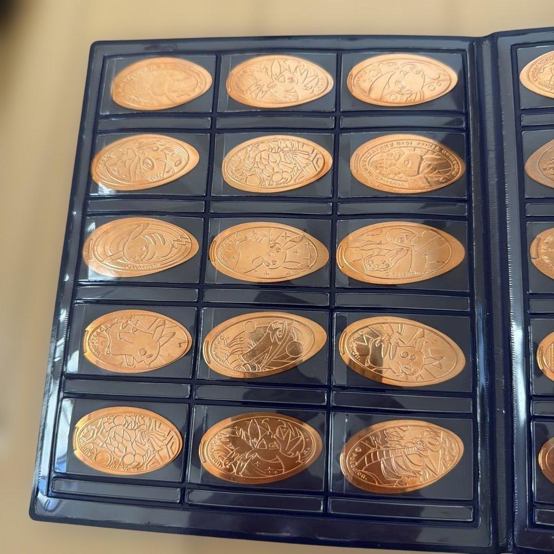 ポケモン　ディズニー　スーベニアメダルセット