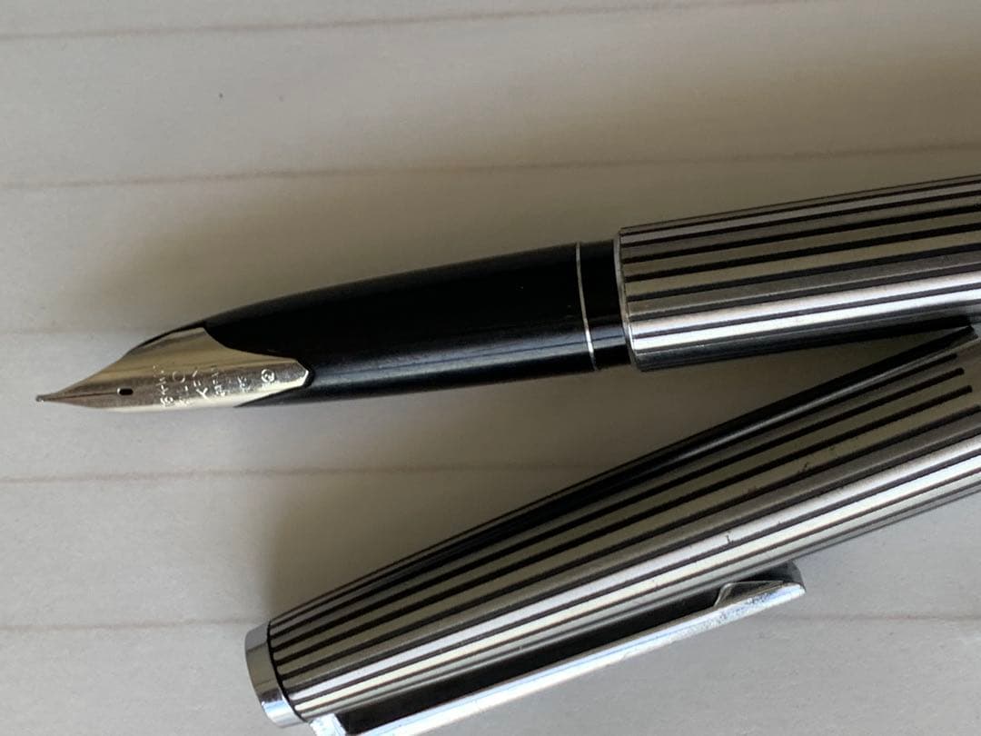 PILOT（パイロット） カスタム 蝕刻 万年筆 18K