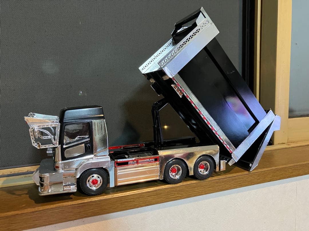 デコトラダンプ、1/32スーパーグレートデカ箱ダンプ、完成品