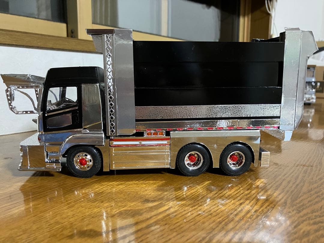 デコトラダンプ、1/32スーパーグレートデカ箱ダンプ、完成品