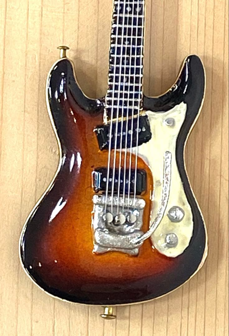 モズライト ベンチャーズ モデル　ミニチュアギター　吉田和則