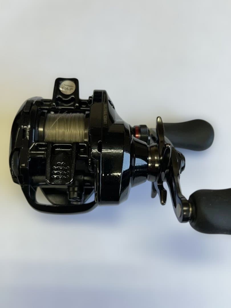 SHIMANO Scorpion DC 100HG ベイトリール　右ハンドル