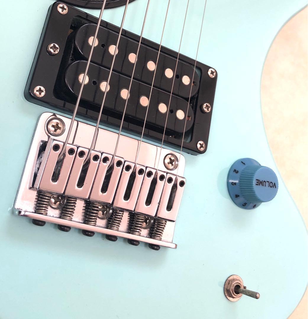 【超美品】ZO-3 ライトブルー アンプ内蔵ミニギター 専用ケース付 ぞーさん