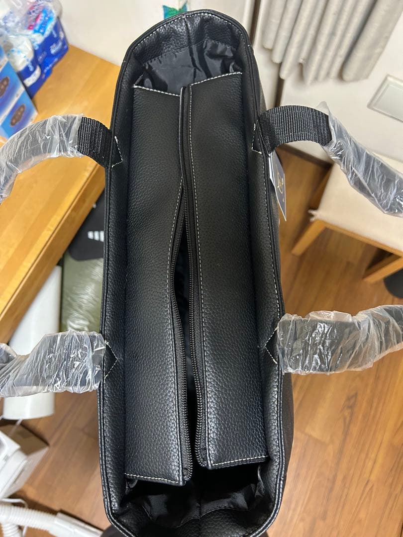   ブラックトートバッグ