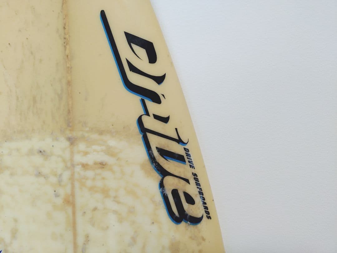 サーフィン　ショートボード 【フィン3枚付き】（送料込み）