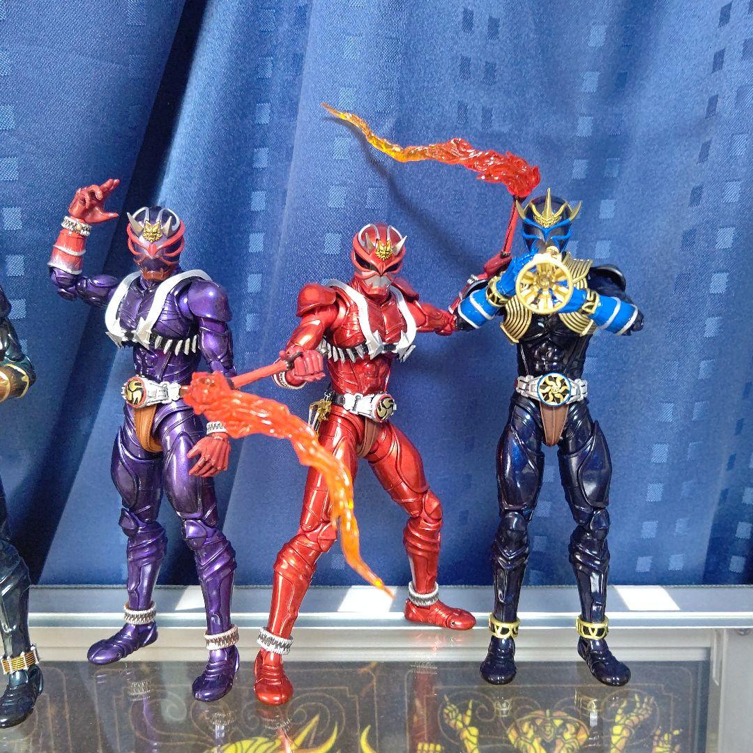 エスエイチフィギュアーツ 仮面ライダー 響鬼　真骨彫製法　5体セット