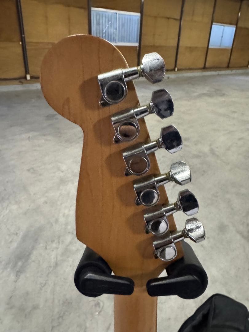 Legend エレキギター レッド ギターケース付き