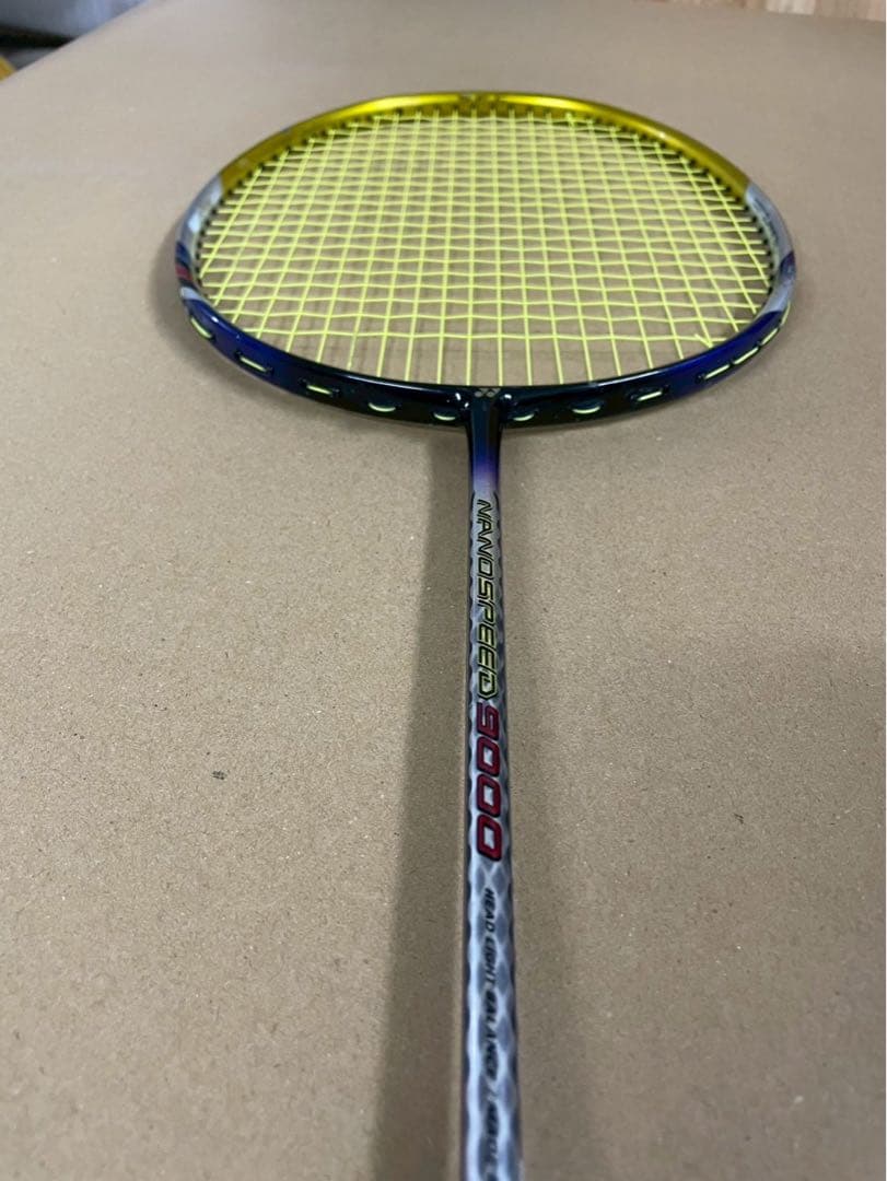 ヨネックス　ナノスピード9000