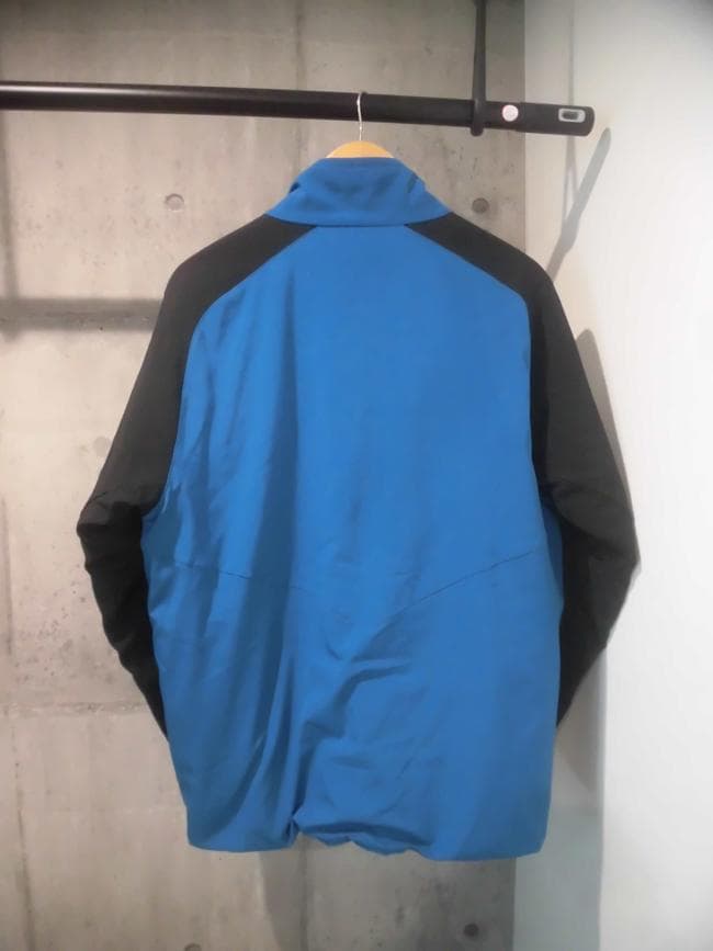 北海道日本ハムファイターズ 2023 オンフィールド グランドジャケット M