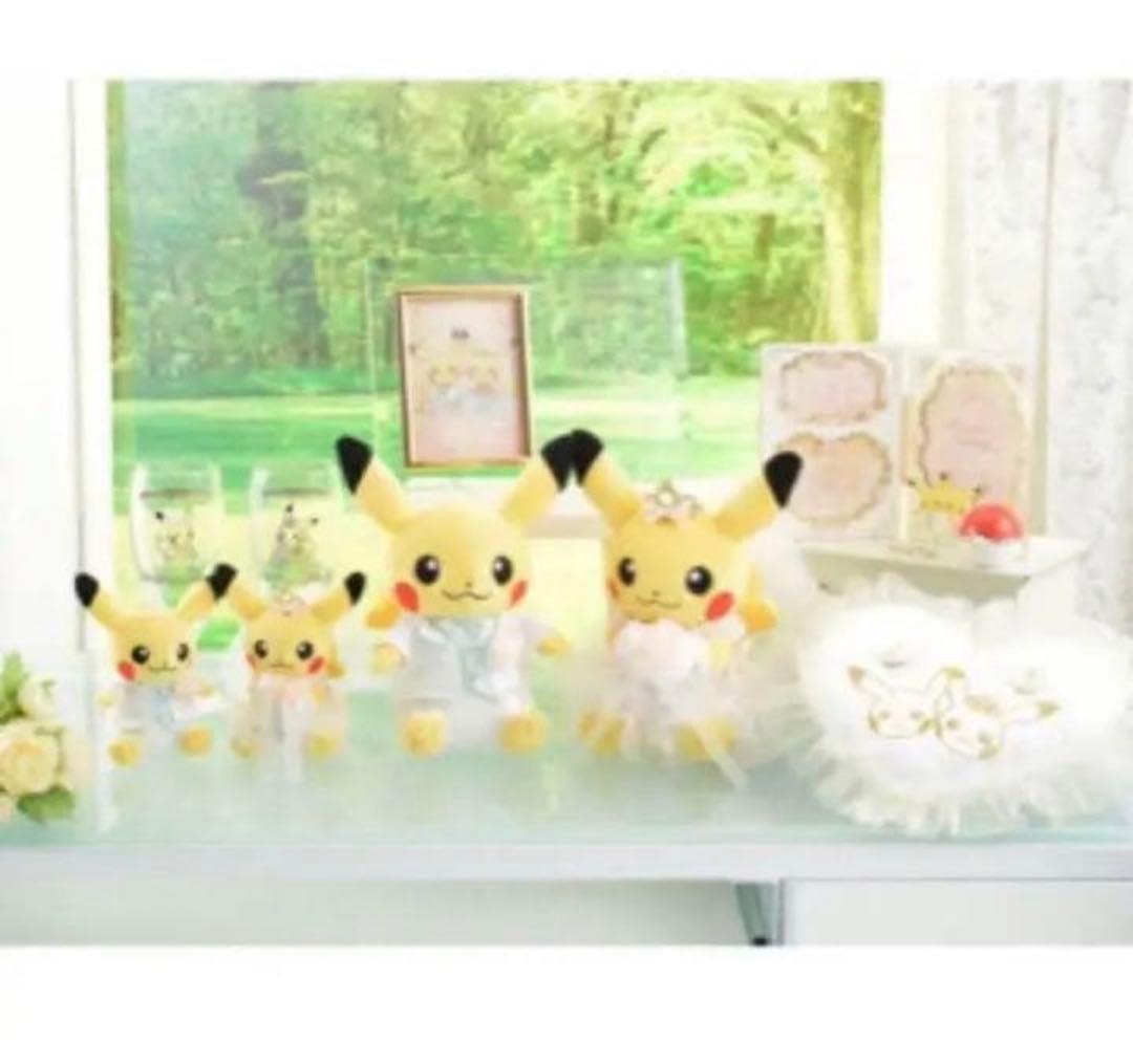 ピカチュウ　ウエディング　ぬいぐるみ