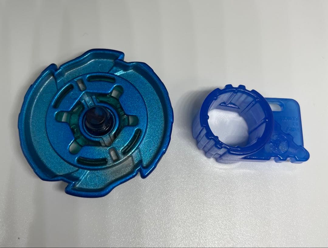 メタルファイトベイブレード　　マーキュリーアヌビル