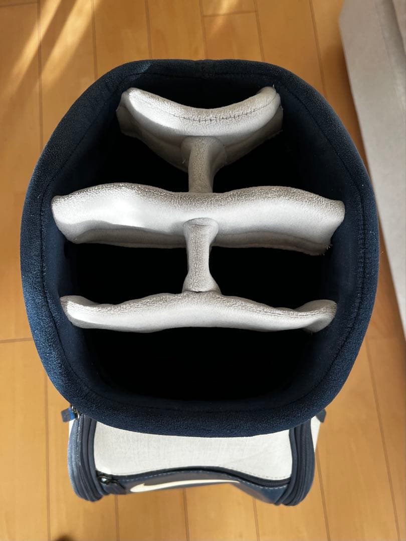 美品　完売品　希少カラー　NIKE ナイキゴルフ　レトロ　カートキャディバッグ