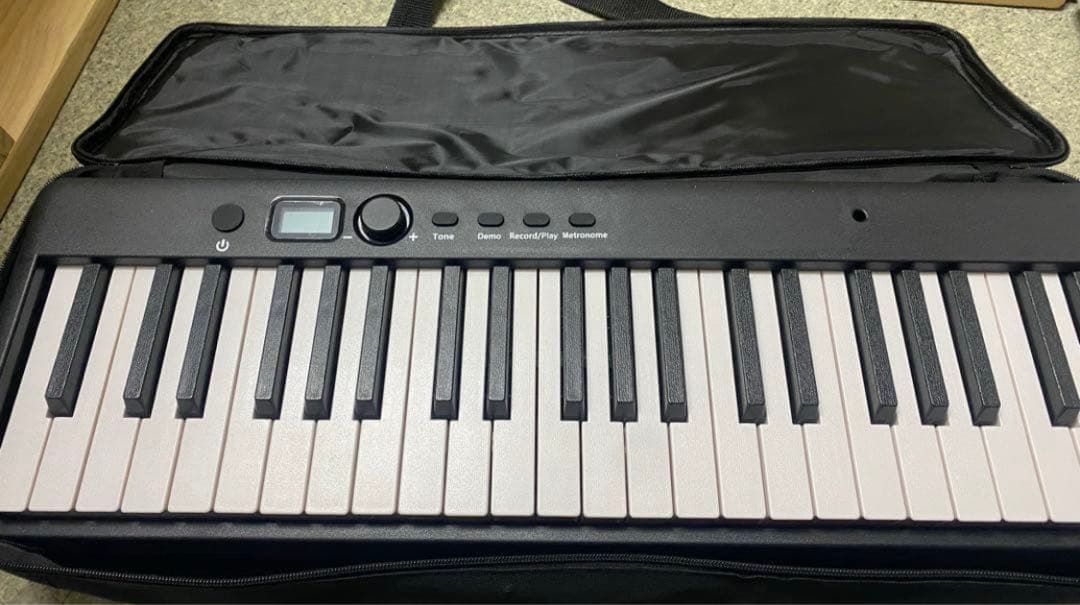 美品　TERENCE 折り畳み電子ピアノ 88鍵　キーボード　二つ折り