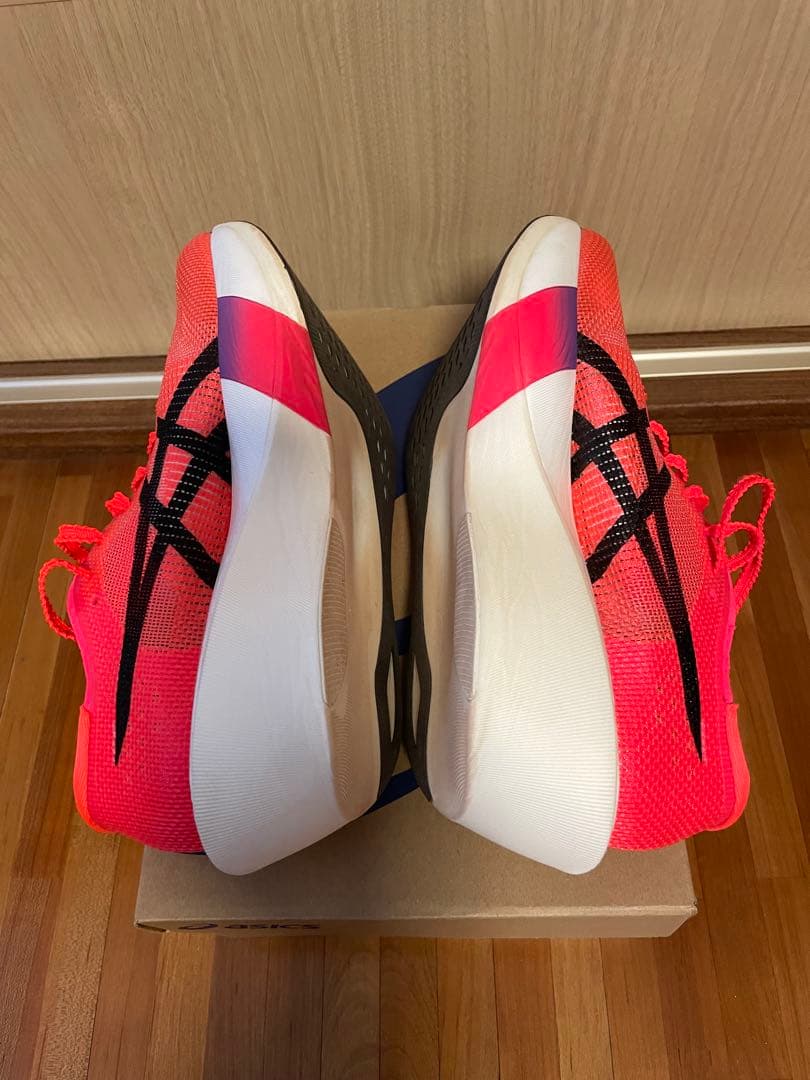 美品 asics メタスピードエッジ TOKYO 23.5cm