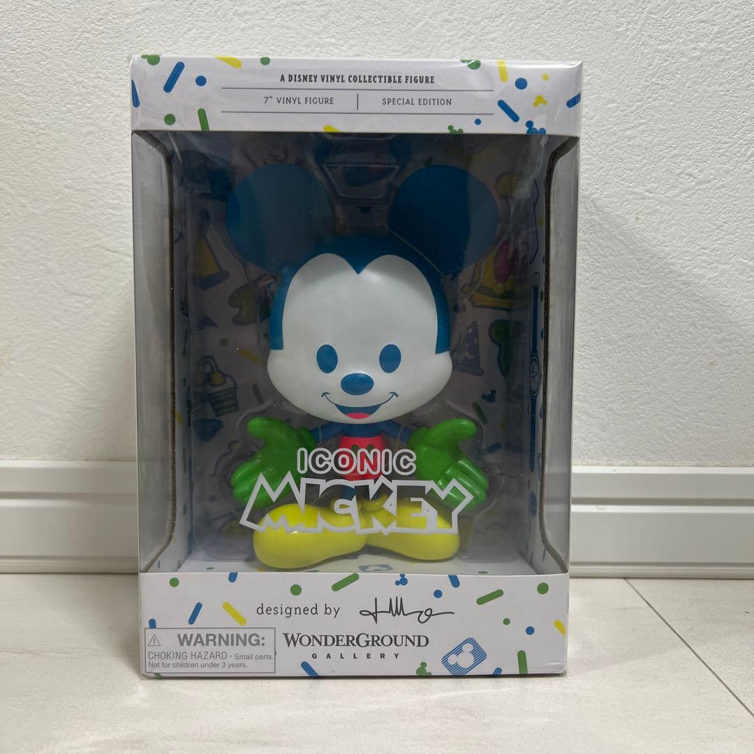 ICONIC MICKEY フィギュア
