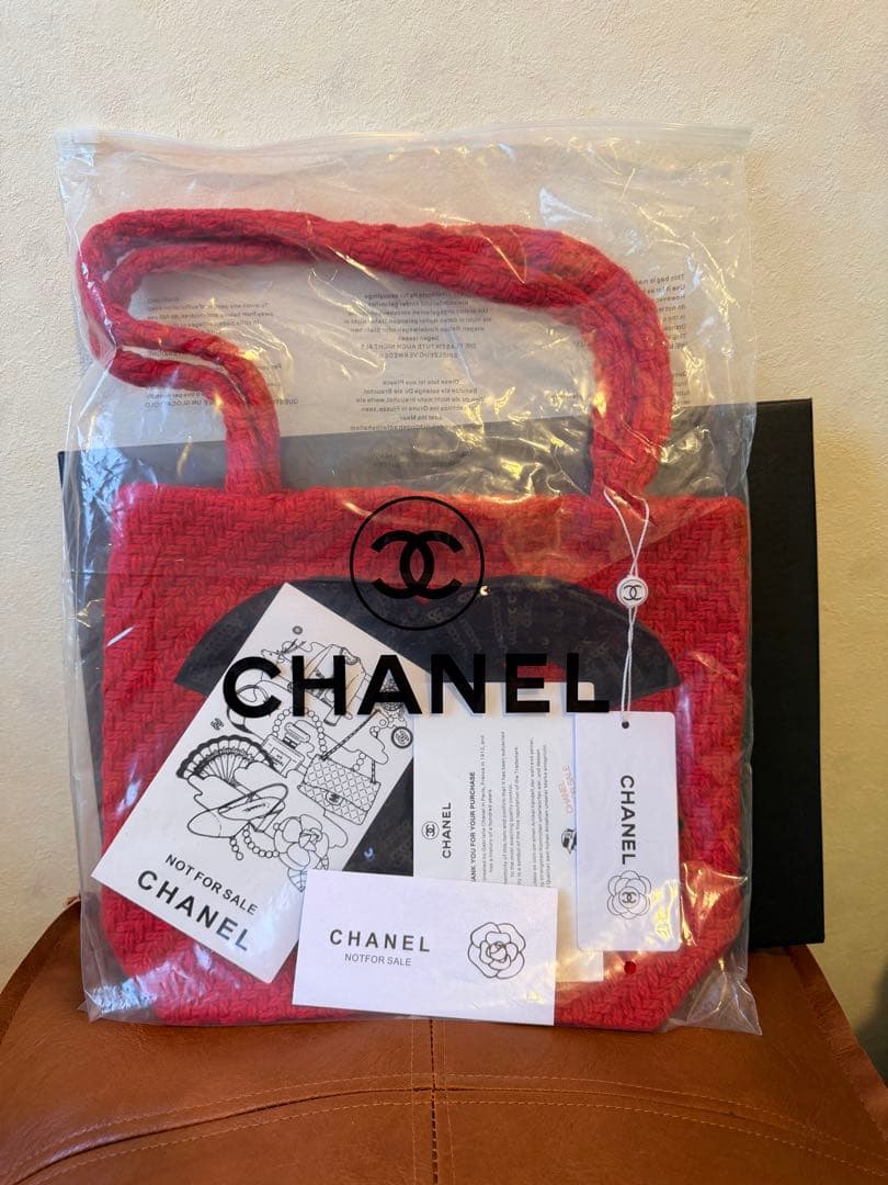 CHANEL トートバッグ ビッグココ　ハンドバッグ　シャネルノベルティ