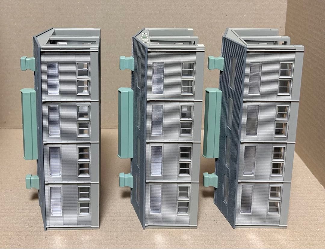 鉄道模型　Nゲージ 車庫　レール　レールエンド　橋脚　配線　詰合せセット