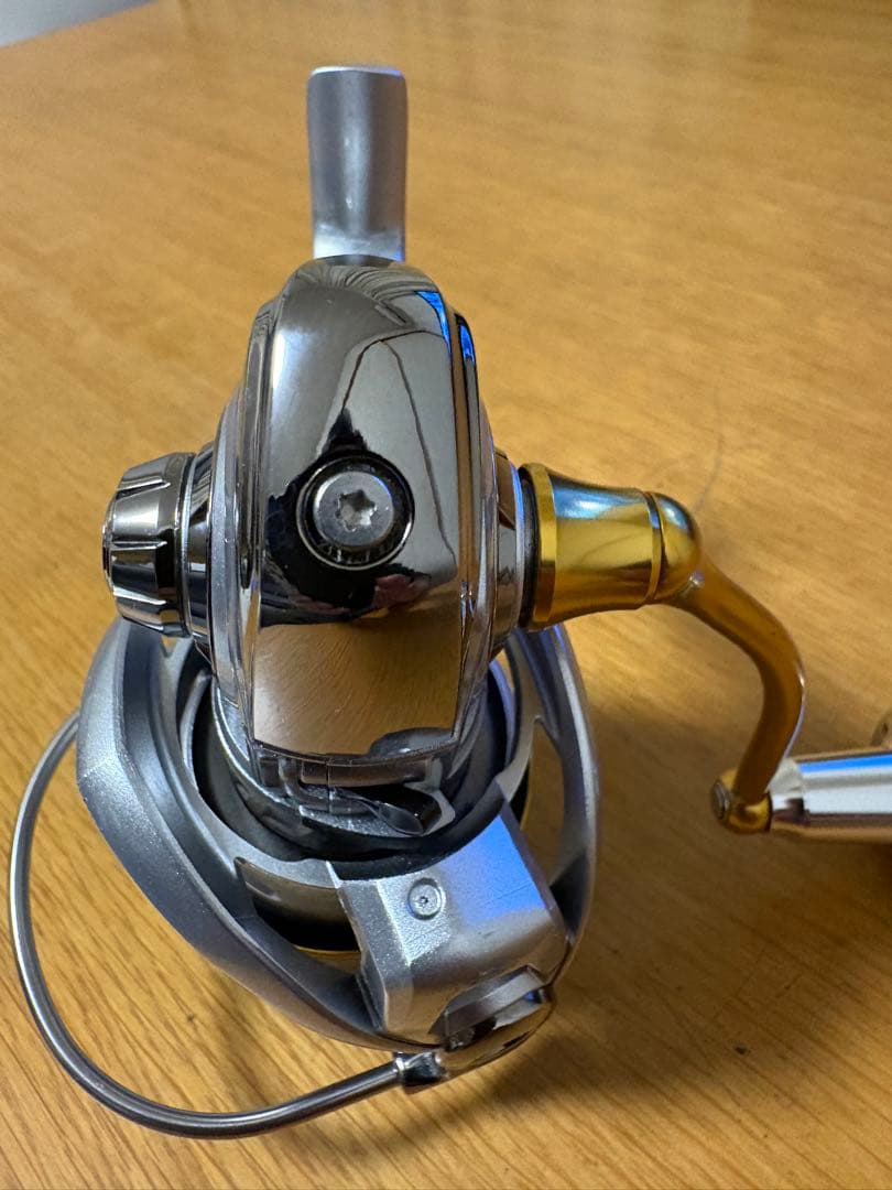 DAIWA 21フリームスLT4000-CXH スピニングリール
