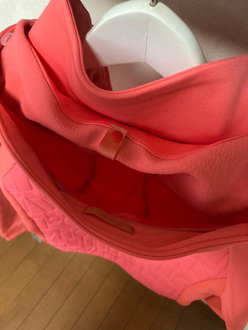 新品archivio フード付きジャケット