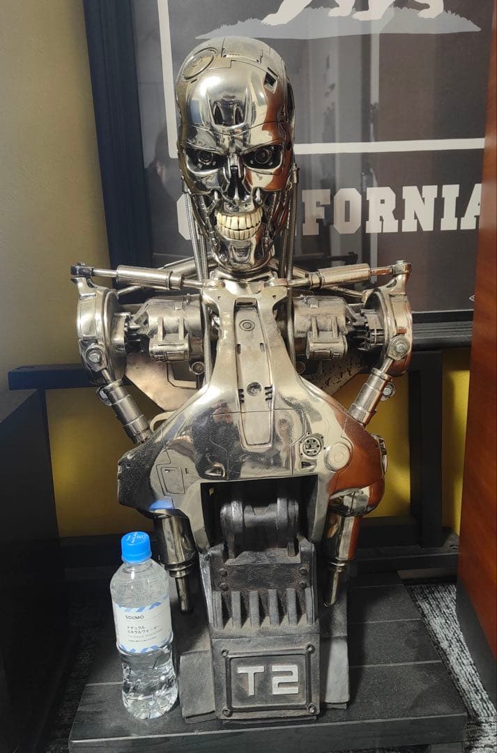 スタチュー 特注製作品 　ターミネーター　特大　フィギュア　アメコミ　ゴジラ