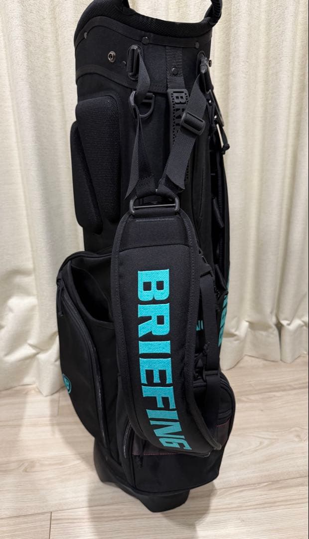 BRIEFING WIND AND SEA キャリーバッグ