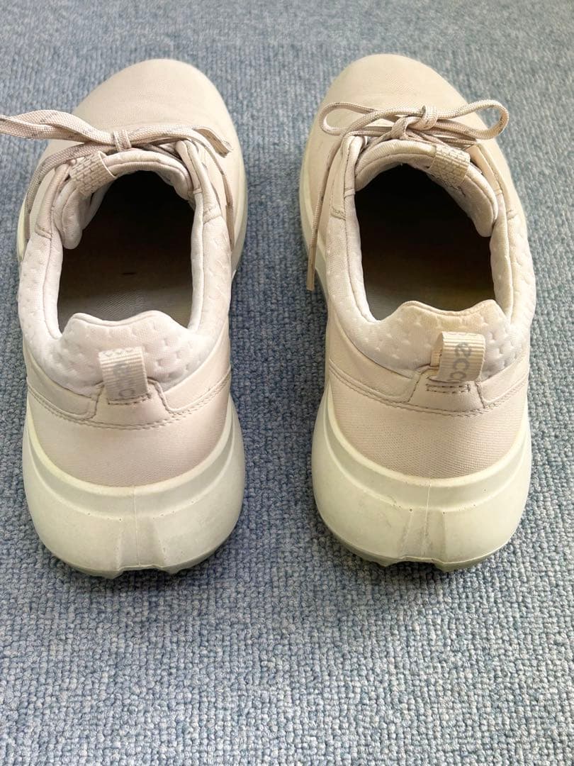 ecco エコー　ベージュ レーデイスゴルフシューズ
