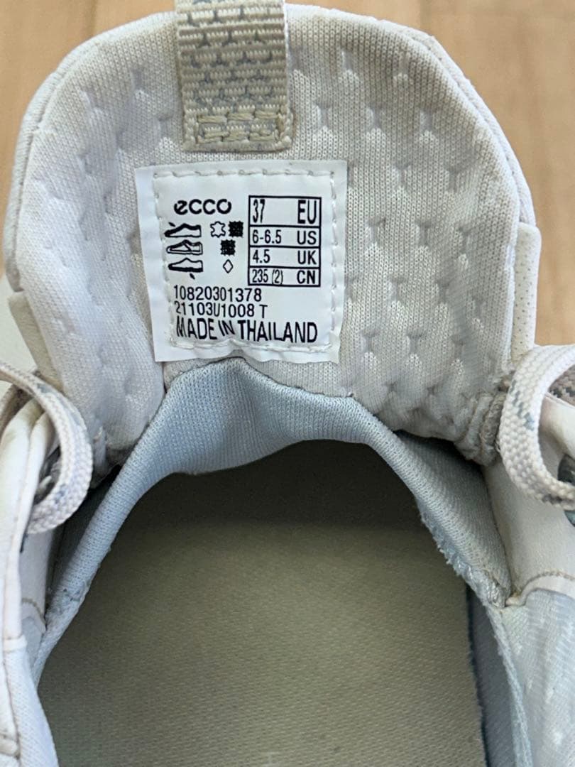 ecco エコー　ベージュ レーデイスゴルフシューズ