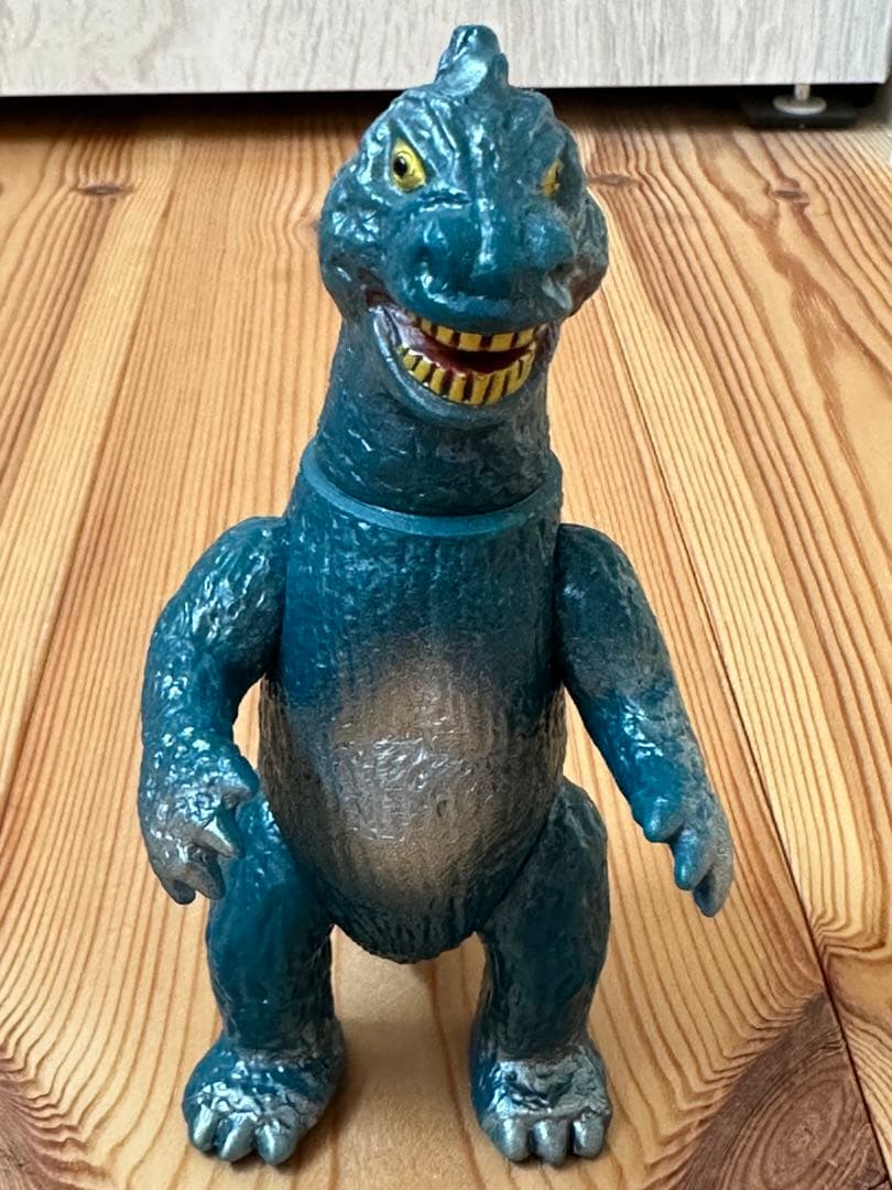 M1号　ゴジラ　ミドルサイズ