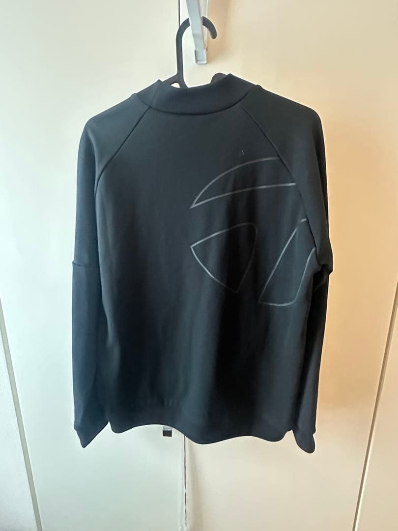 美品　テーラーメイドゴルフ　ウインドブロック　モックネック　Ｍ