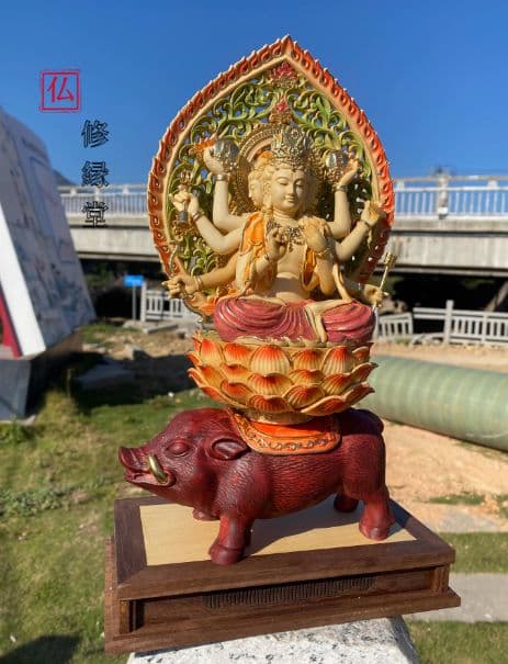 【修縁堂】仏教工芸 めでたい天女です 蓮の花の台座 木彫仏像 仏教工芸品