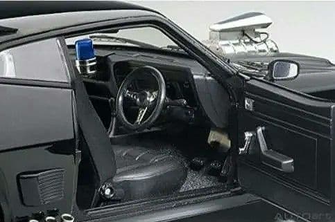 オートアート 1/18 マッドマックス インターセプター ファルコンチューンド