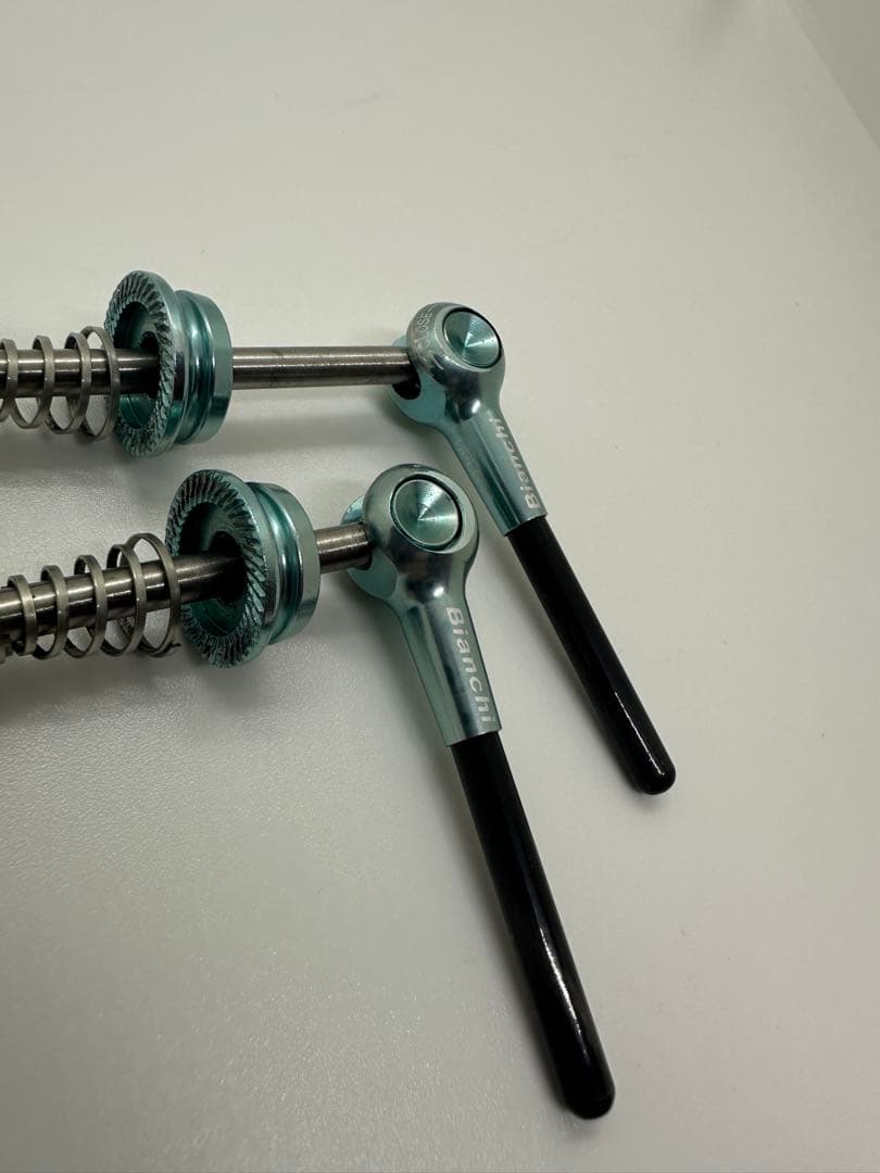 Bianchi ビアンキ クイックリリース チェレステ レア