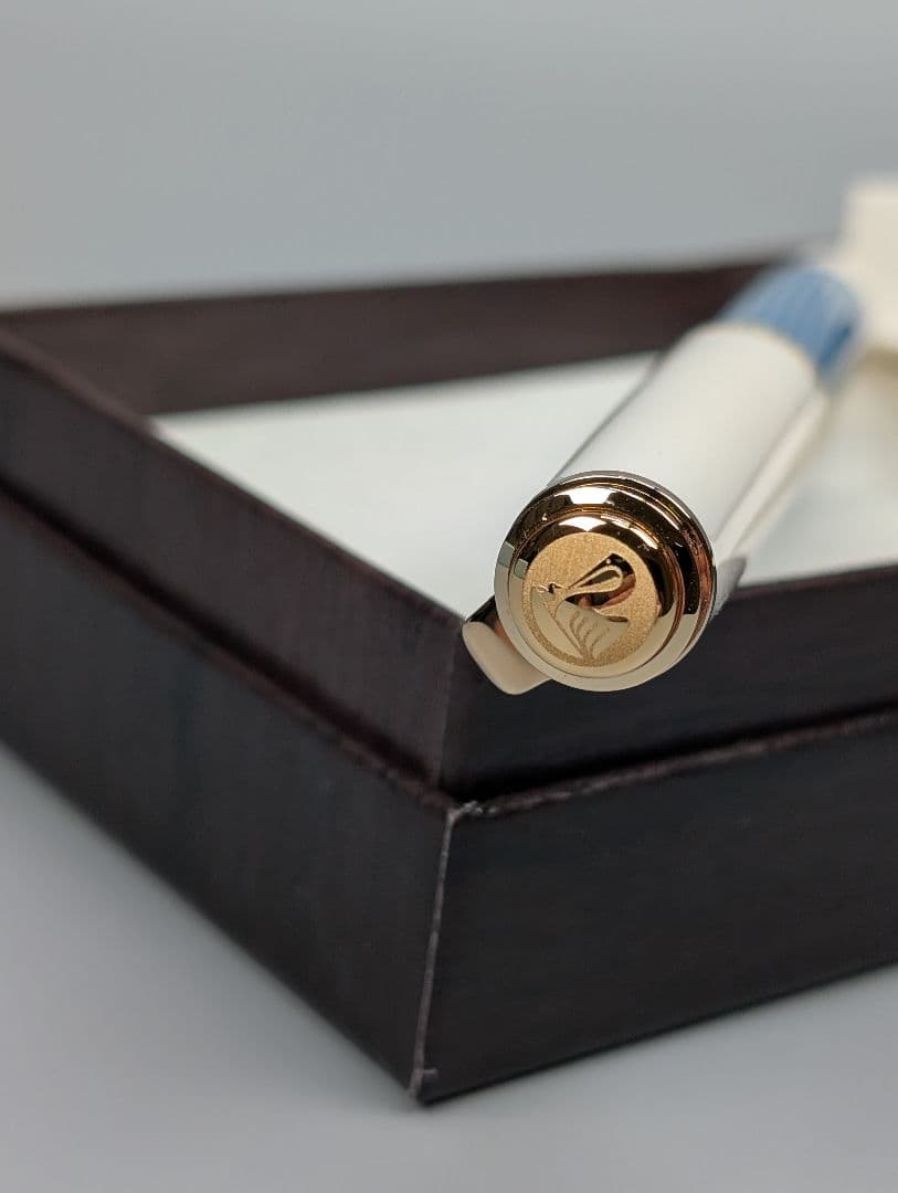 完全未使用品 ペリカン スーベレーン M600 ターコイズホワイト ニブEF