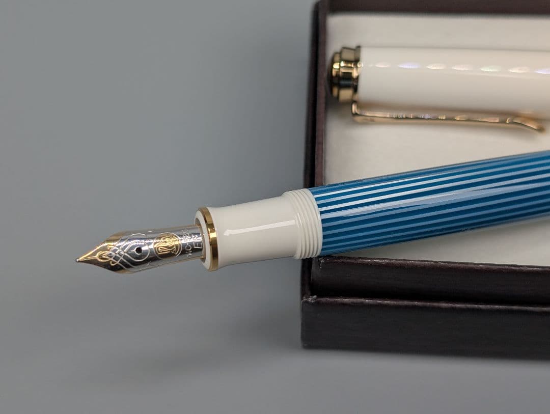 完全未使用品 ペリカン スーベレーン M600 ターコイズホワイト ニブEF