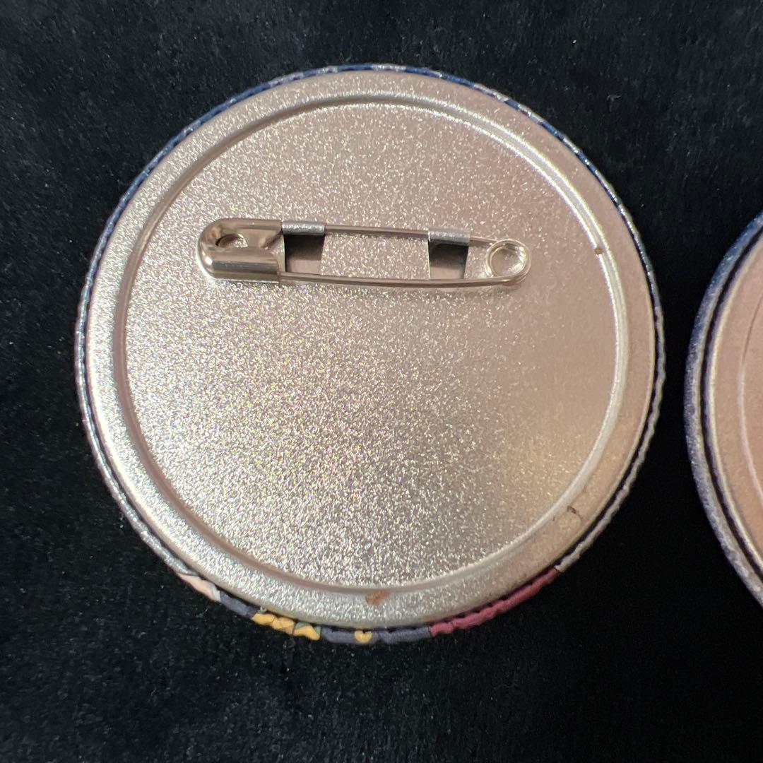 鬼滅の刃　ナンジャタウン　缶バッジ　冨岡義勇　レア　グリッター