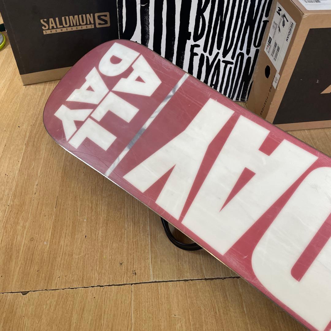 HOLIDAY×ZUMA　スノーボードセット　未使用バインディング付　ホリデー