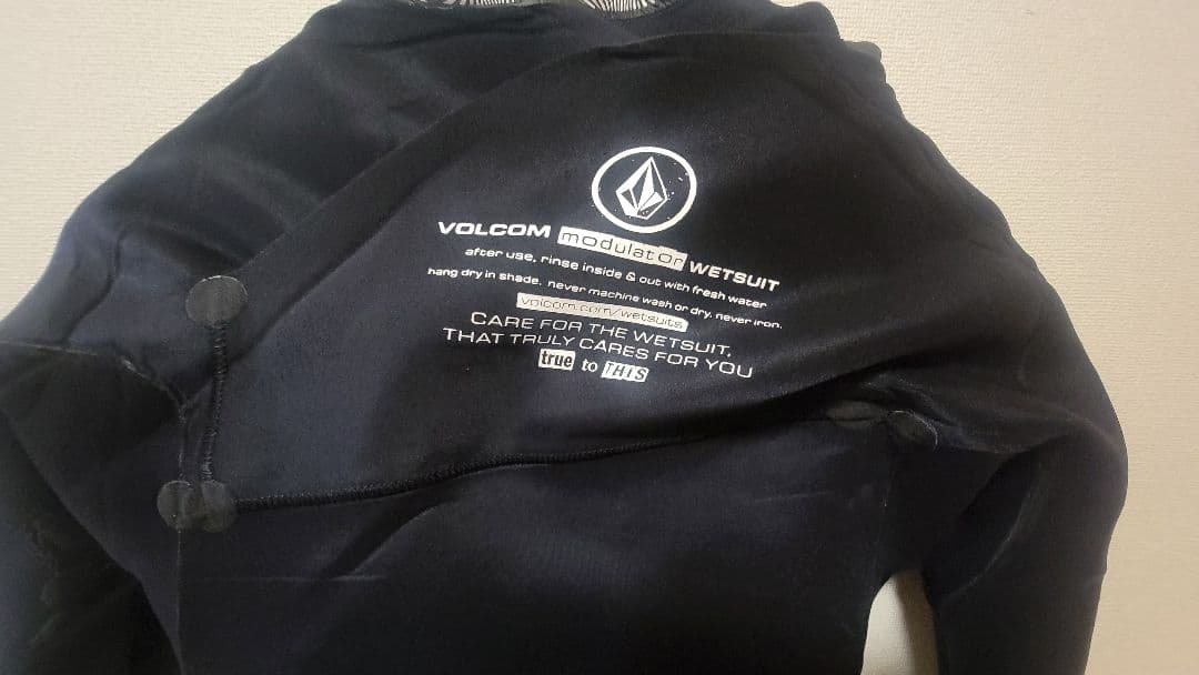 ケビン VOLCOM ウエットスーツ ロンスプ チェストジップ 2MM