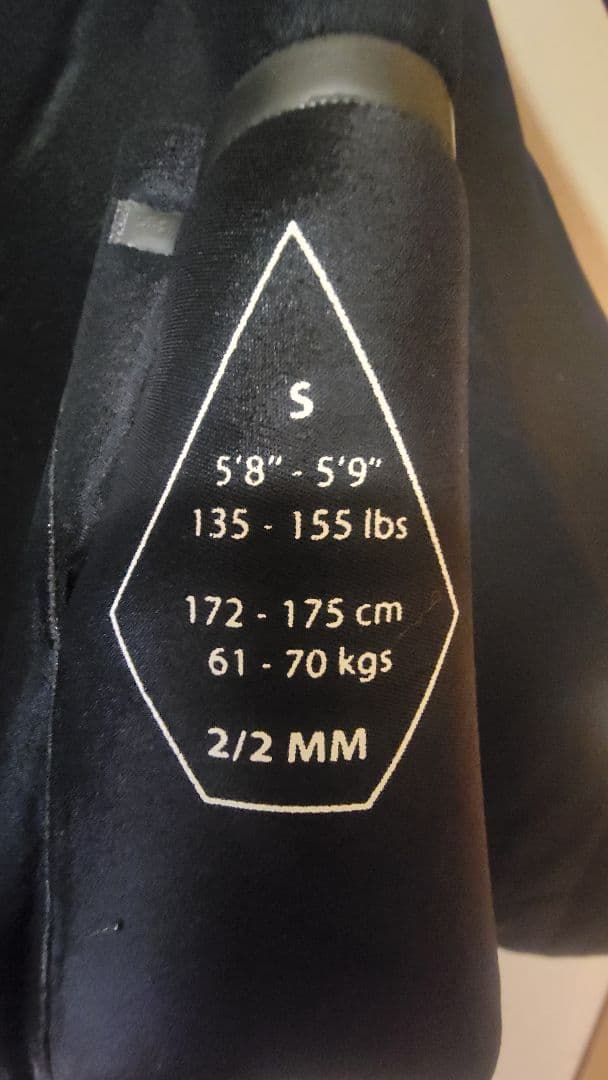 ケビン VOLCOM ウエットスーツ ロンスプ チェストジップ 2MM