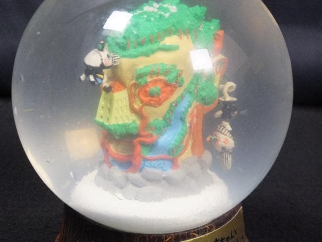 最後1組　田名網敬一　絵本 スノードーム『ハテナちゃんとふしぎのもり』1010C