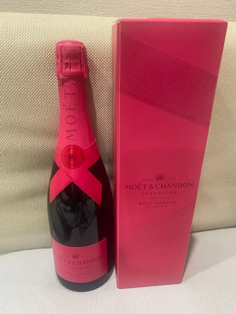 MOET & CHANDON ロゼ シェア ザ ラブ コレクション 750ml