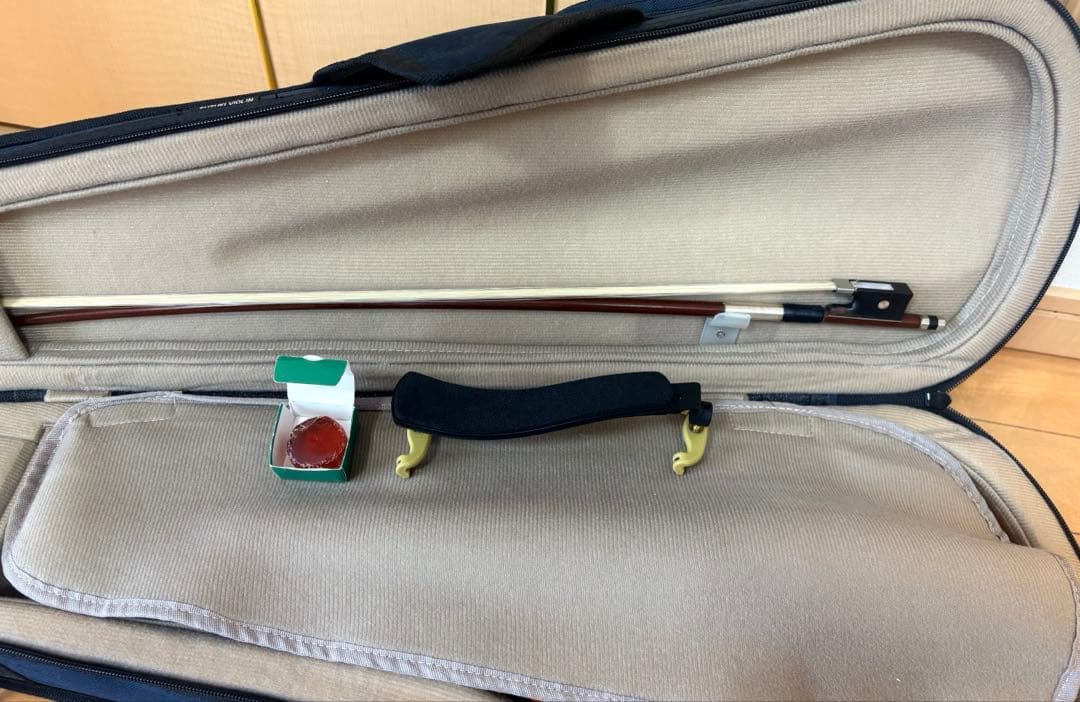 美品　SUZUKI アウトフィット バイオリン　230 1/4 キッズ