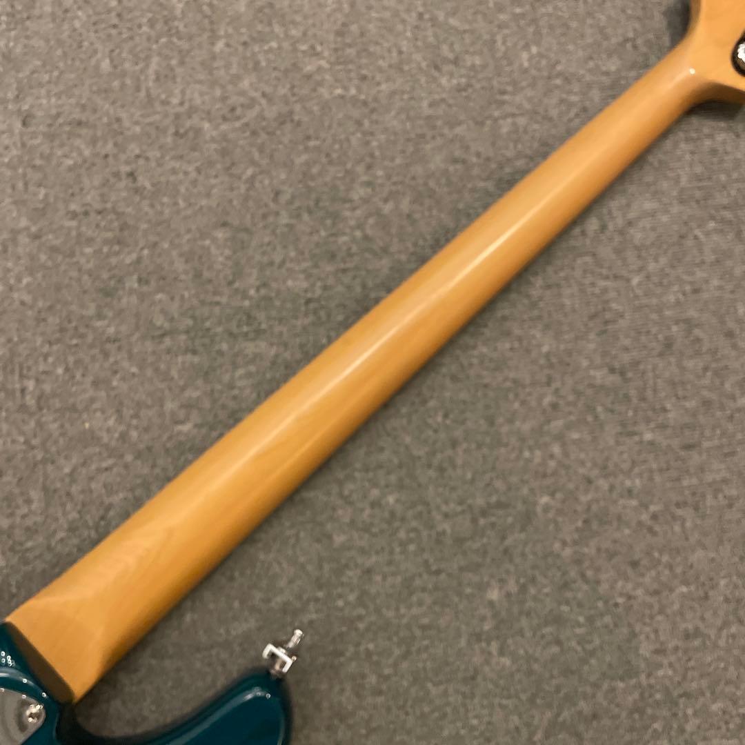 フェンダー USA Ultra Jazz Bass Ultraburst 難あり
