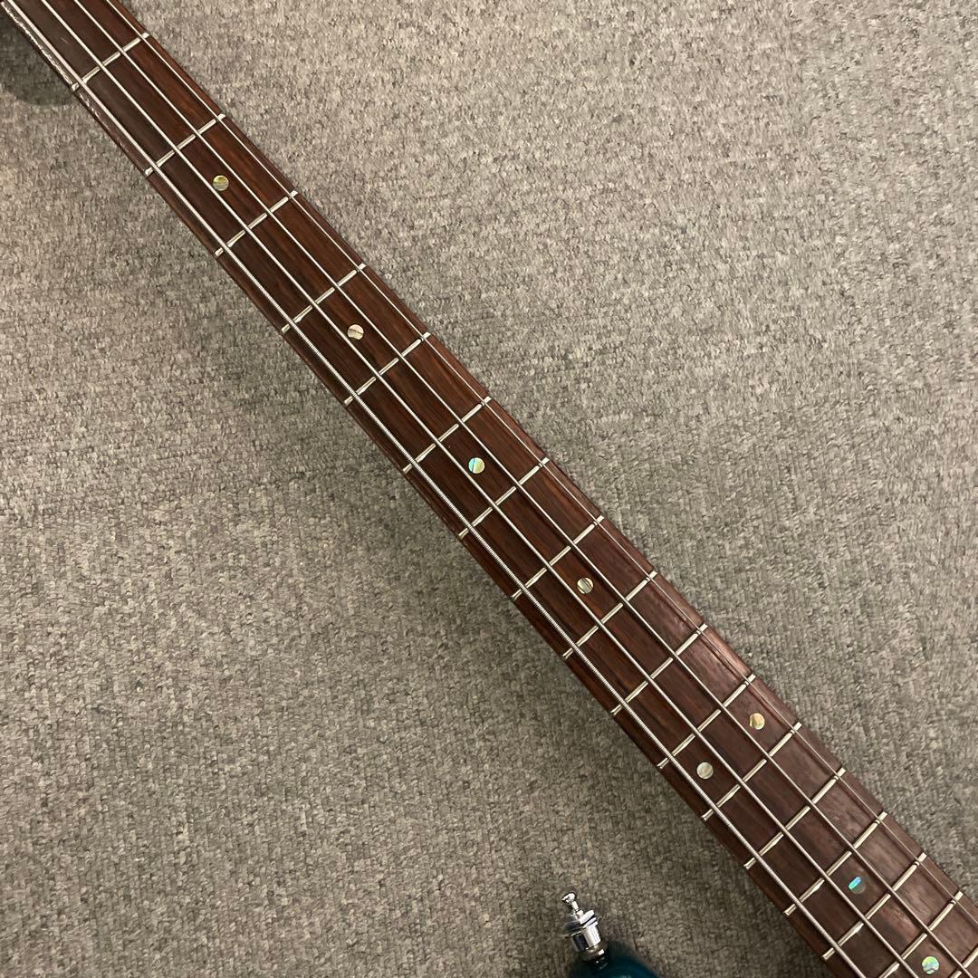 フェンダー USA Ultra Jazz Bass Ultraburst 難あり