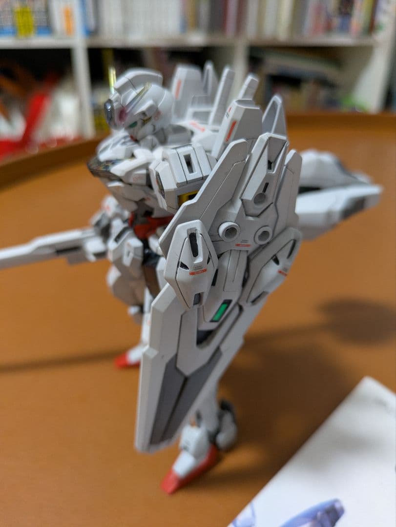 ガンダム　キャリバーン HGモデル ホワイト ガンダム完成品　塗装済