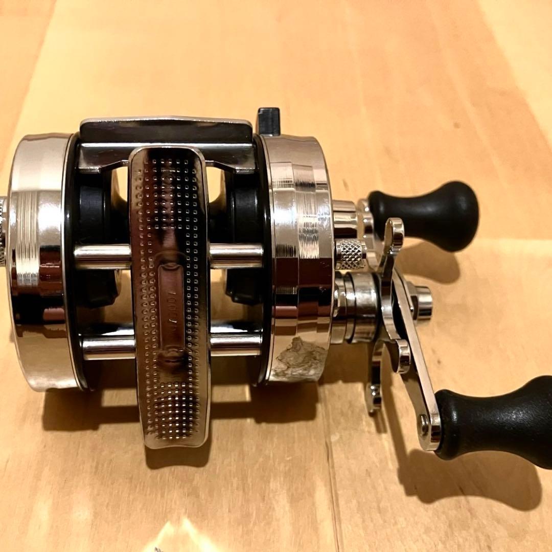 【美品】アブガルシア アンバサダー 2500C IARクローム